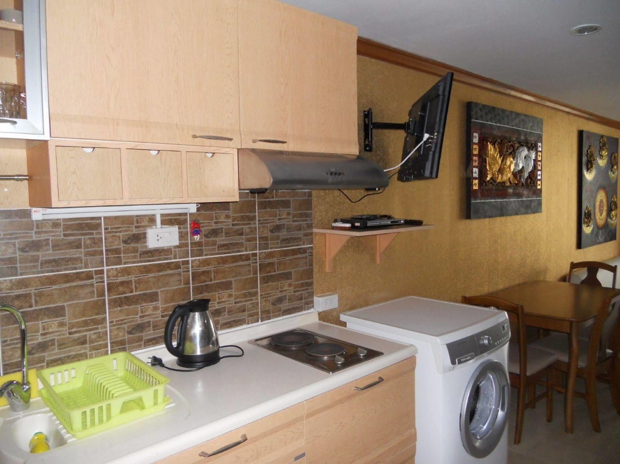 Jomtien Good Luck Apartment Bagian luar foto